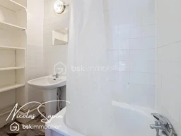 HxhcOd2yxeTSKJWPpnLB9aICIZS9D6kG0nfOt72X.jpg
