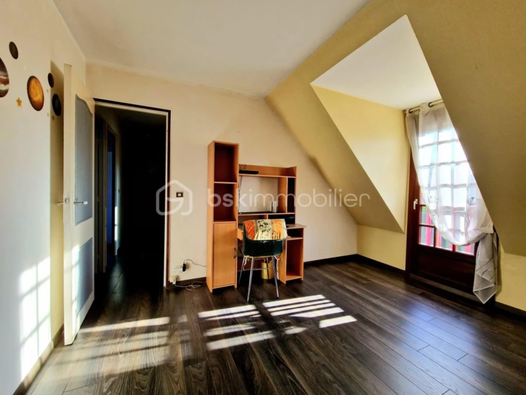 SFSpdTLm5jXD5bhK3CIm29hdLbyZX9k1nmul289v.jpg