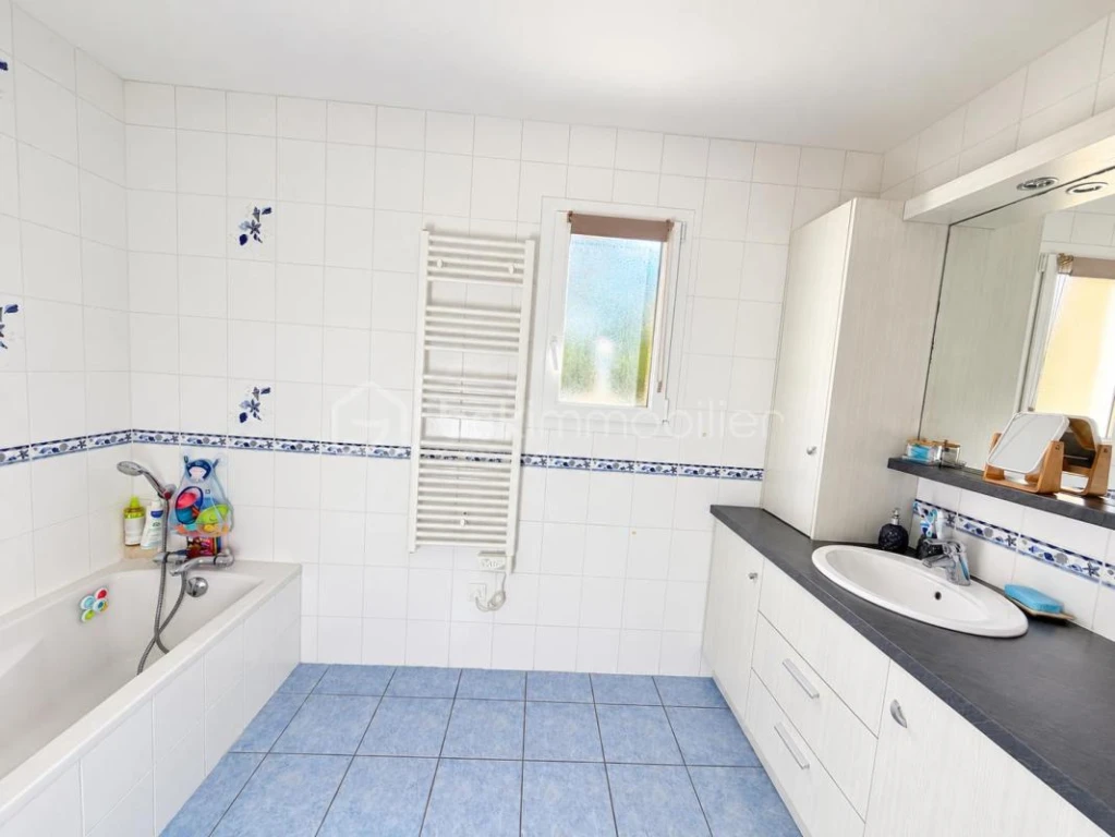 mJYjduxkuqEIYAQmtVt7gjDlaT0MQu4J8cioh3CB.png