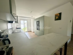 GPQNQHGZuCCmr4ebQ30kjl5GNoPsjfhEeTcQcYBN.jpg