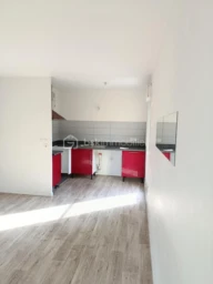 ngTXivJoIST0zD39vdvAggmqcxJf8Ge24taa9vLH.jpg
