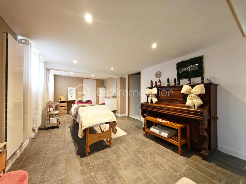 CElfrDgRL0WdAGuuknaLZqNvRmdvhOXLf1fXdwmC.jpg