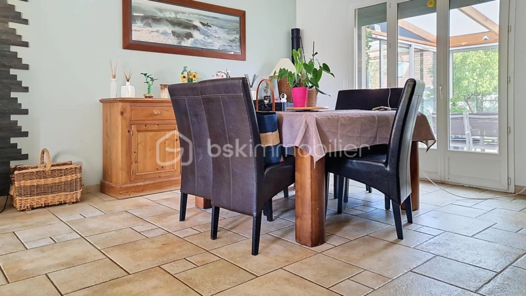 BIBeLZL57K1F0tMP5xs70BWZK6JfyNAJMwjB1YNn.jpg