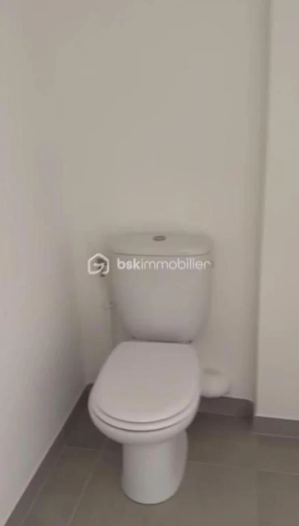 dF6mdbgGWePjMpUyEL3GrE25KIi37o3rKeFq9hw0.jpg