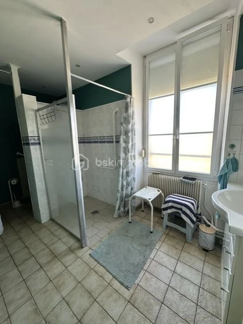 OfjCq7RVwlVqFsdAc4RYtCAlQyLNEV19Bow3J6l8.jpg