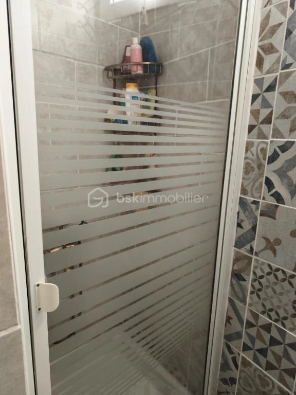 NmtgzzenGkGnyxGohzArmSmPm34D3fsyYI6HmQZC.jpg