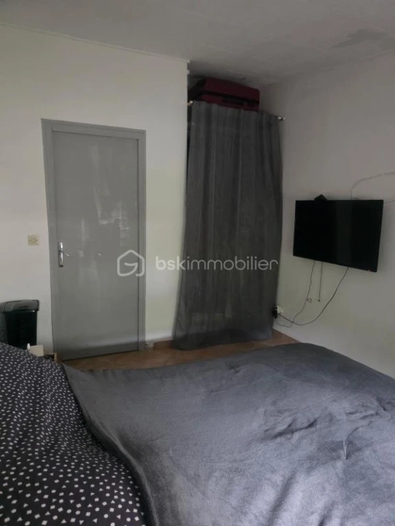 SE1rRdTqqP2p2gwpDvX26uGdTVmRV8Vc6elM85qo.jpg