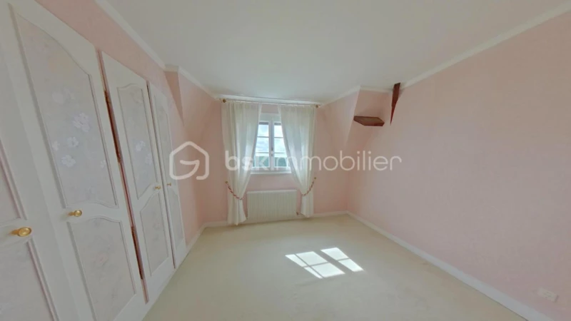 sfK3lQHI1G9tfAHRMcwqm68JE5B9pvFsGEKqzy3Y.jpg
