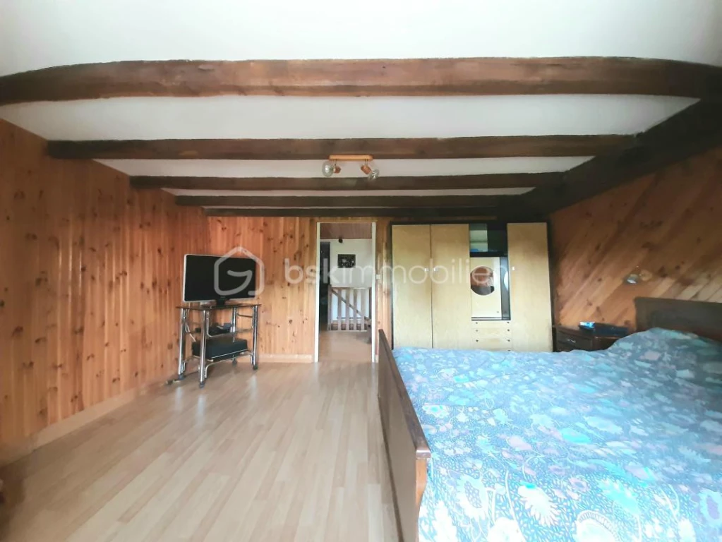GuzCov4zU1CmwkH310uWkLFhpLWs1P9Kdsj5GX5B.jpg