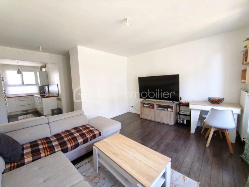 eCOD39JPW685w571S164gxLaz0sajvALA9oYBN9n.jpg