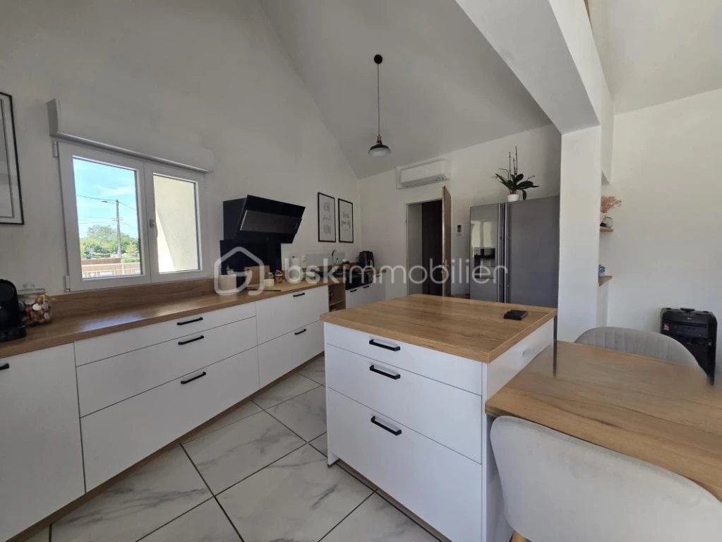 lvIpVHXYS2mJXlHBraCbgC1hRMVCUKxWzJKzLW2U.jpg