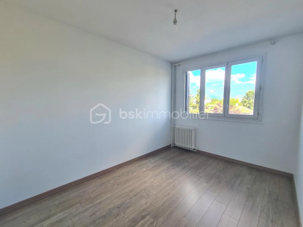 KBIS6YIEa3lsmzoJFWNrzWseJdZuSfwt8GdWEuHd.jpg