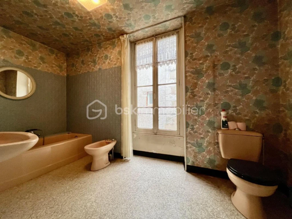e1ESCxqr6vsiShSKfXjmxD9lbGksJe1lSl07NwpM.jpg