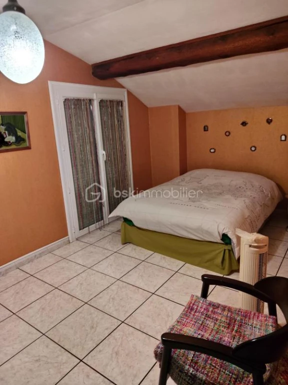 9pBdKr1E45YhiLnOrECwTmY1P65HlI5Q2zdgTDYq.jpg