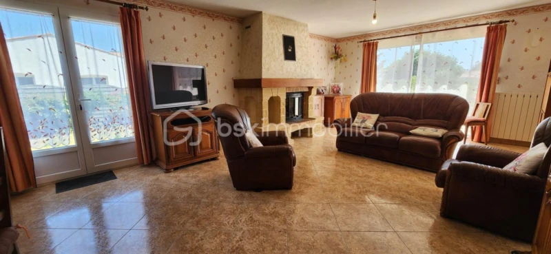 J4BonnD319nAXVcZ7mMPbwUUVKKfOmW1Vm3222RS.jpg