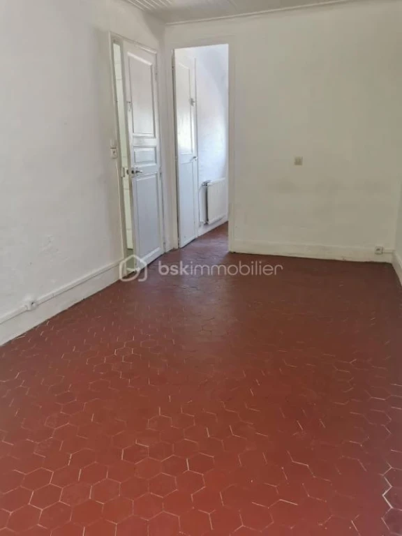 0KpydX9GCoKxSgmROOE8sU6gQzI37O8dfLKqJeoC.jpg