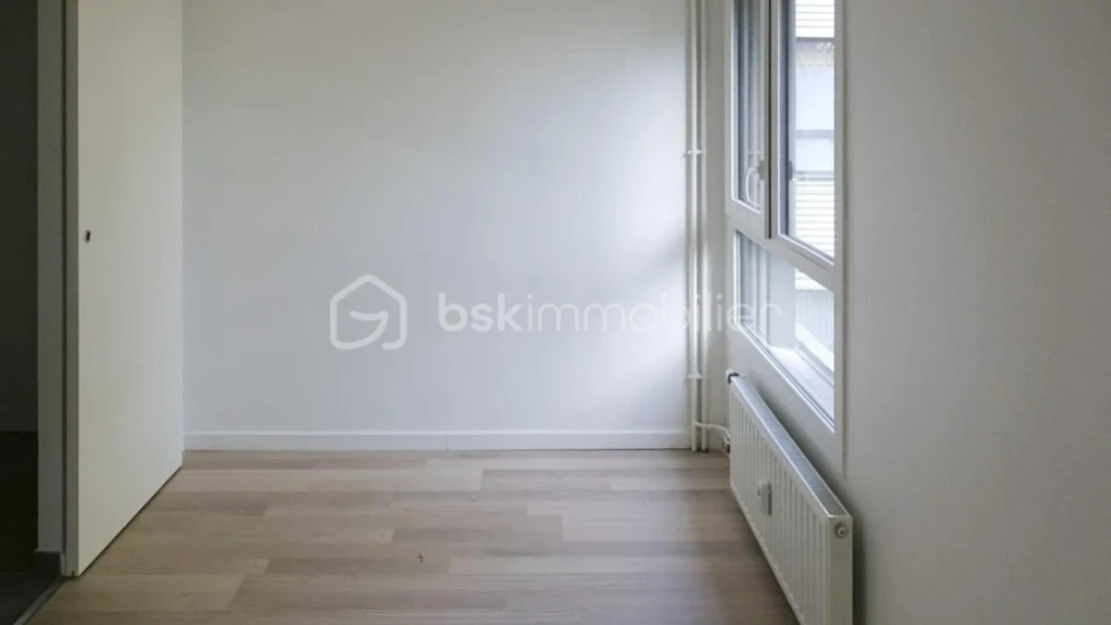 siYfKXL8nY6j570CzDxlJpKQG25yKhchJlkLe7FH.jpg