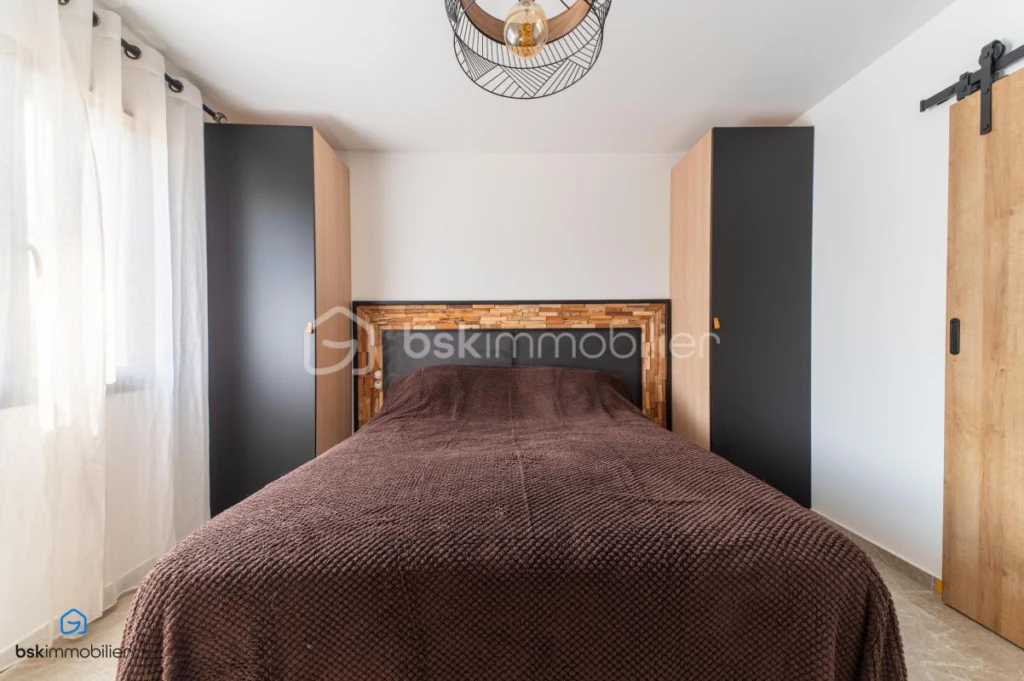 wAGHoWOXsis38xvAHnq6lEjQmqaOTF4bYbfDGbUZ.jpg