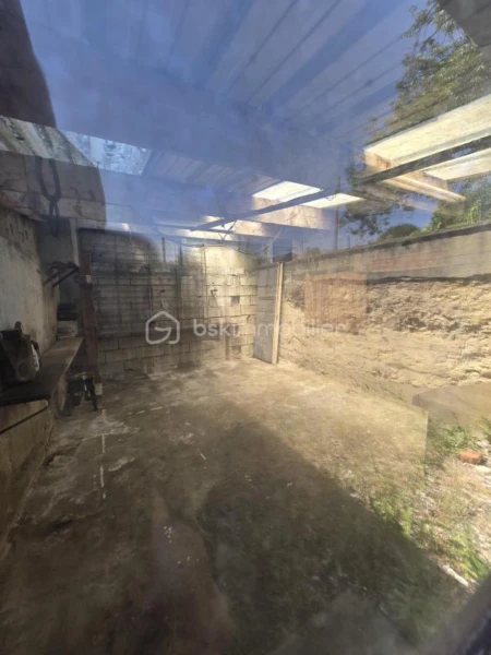 ULYU12YO4kDBD3z6M5M6Mqw6GRbGV5VG1bLJfMbu.jpg