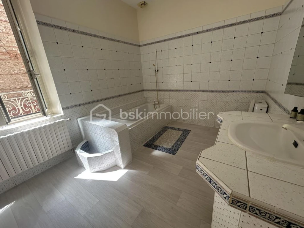 d1o0yVGlKSzXjU13oK40hA97EiPCbG1mSyof8Kd5.jpg