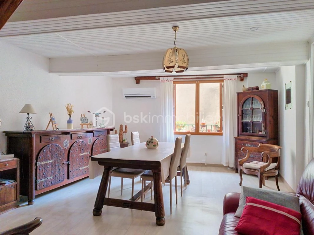 FqGf6bytqFPiUcGwJzT2hoeO2FEZQRGEGUTFBzUu.jpg