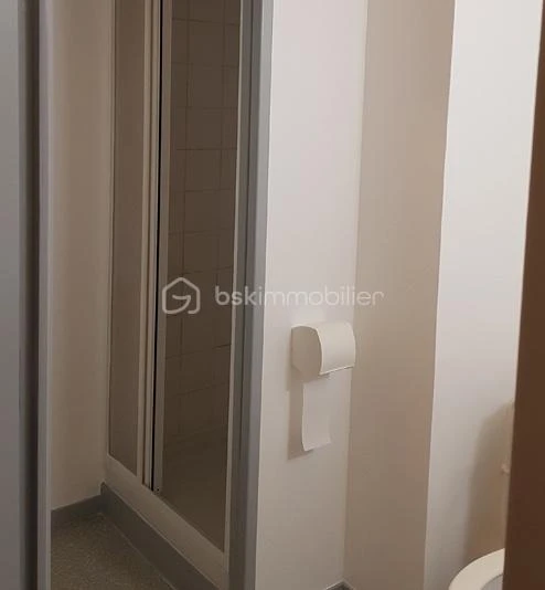 HEg3EZ42IMKq1MR0x2MFpL73R0HJKpKxwZE5nSdS.jpg