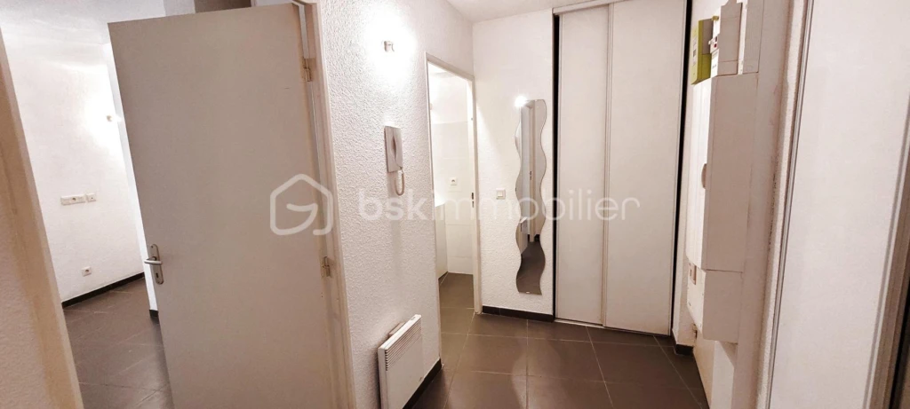 d8ZUcsLZ2C5hJwZnGi6QIThRMW4hnXb1ErrP3ov4.jpg