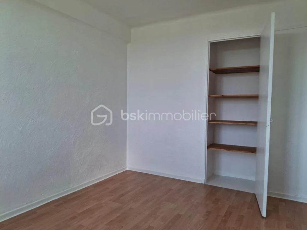 RaqnOcX5byMgHUiVoBQLhXumSTrzjGxfwkXVEN2a.jpg
