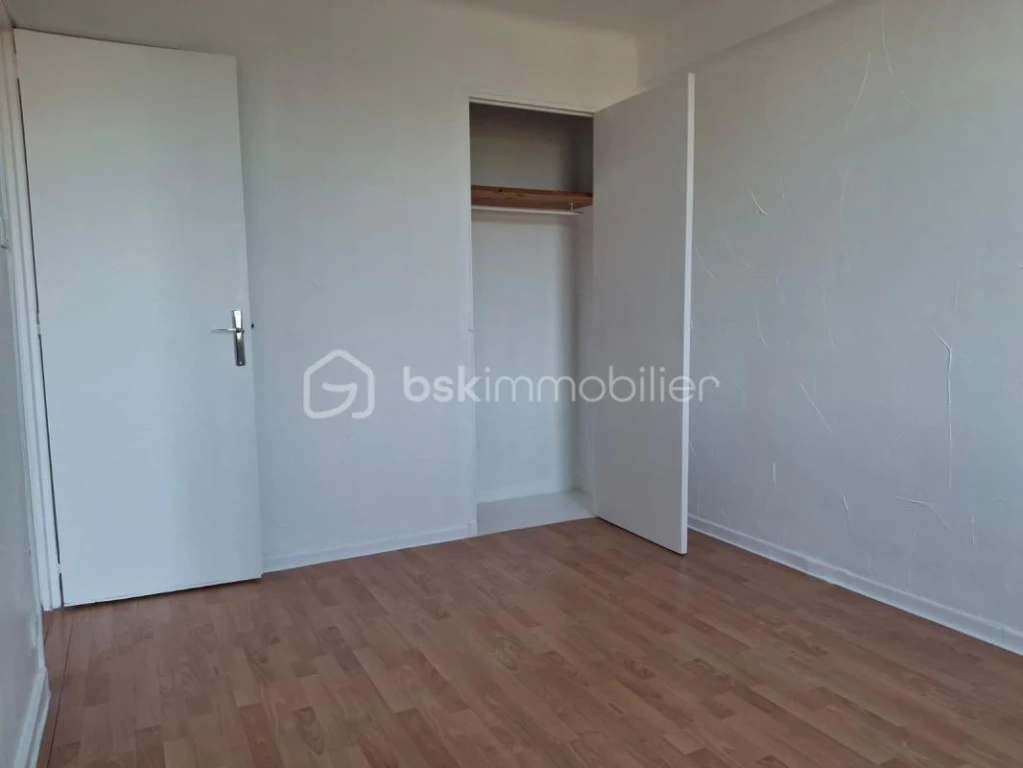 xv50CHkFMwlAMzVpWDE7cxTAHUshfuHsE5VkLuG3.jpg