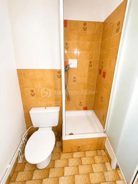 CV15SQFa1vMEVmOCnpihsna2LrVHW2JT3pITzg0K.png