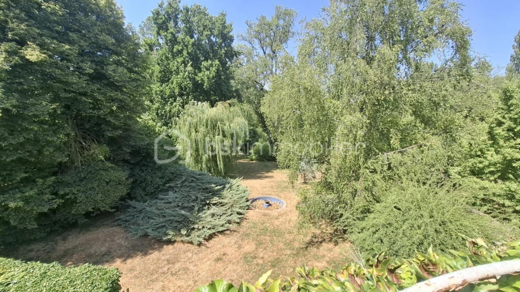CFGh8VpM6pMVgJxw927RS8OGIXA3T60IDFjXHTUj.jpg