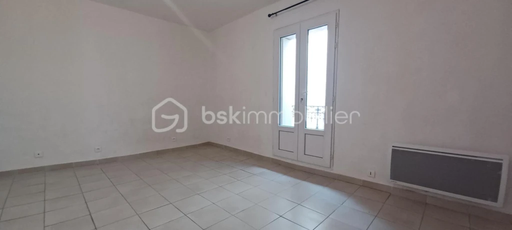 qLphBN1983LErUCIJoPsdk0gbkXhkQwHcBs2j6c3.jpg