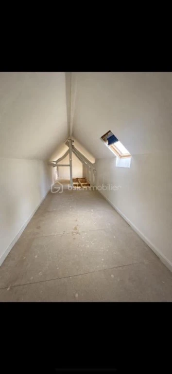 BDeBUVTIxRexLUNLLzMY1HXfQaKdTphjeNXC5x9t.jpg
