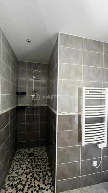 euF32UxNCLjqq3aN3emYusvD9DxS8hv7rqCJfU99.jpg