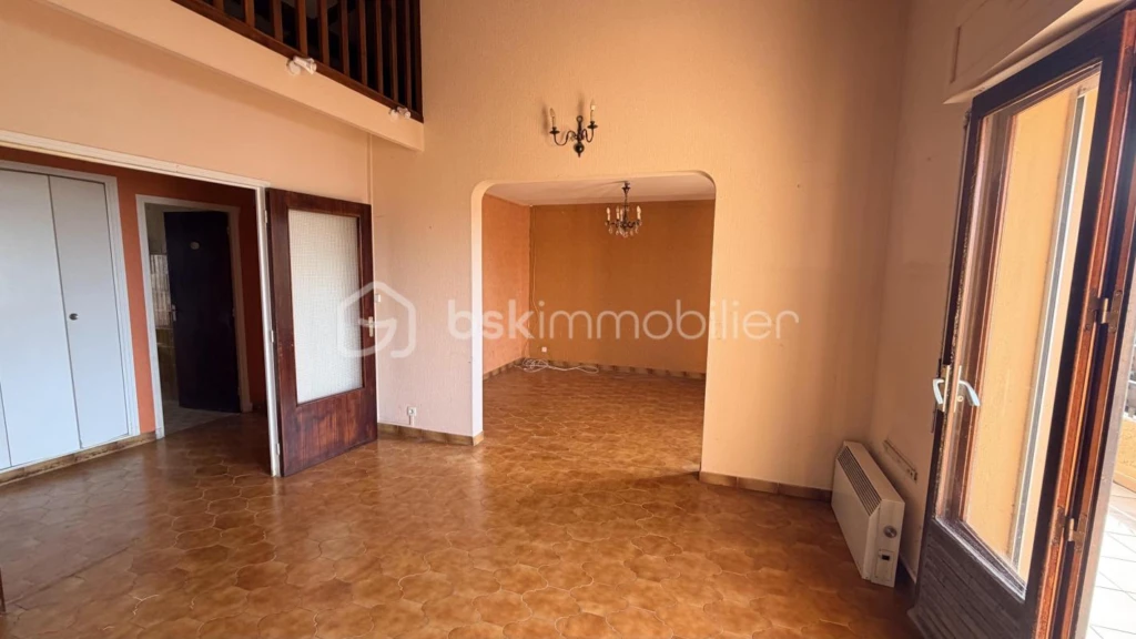 aONfvGHE3vqDQ5gGIeR3m8guOxzWvf9blvaWbpWJ.jpg