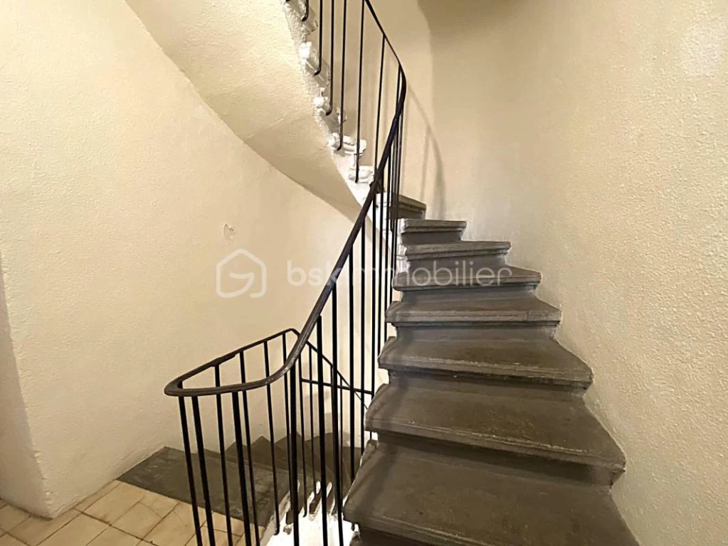 SJr0Msb33m0gtZeoXGKkoeAVBztuEh6K3djVVbGp.jpg