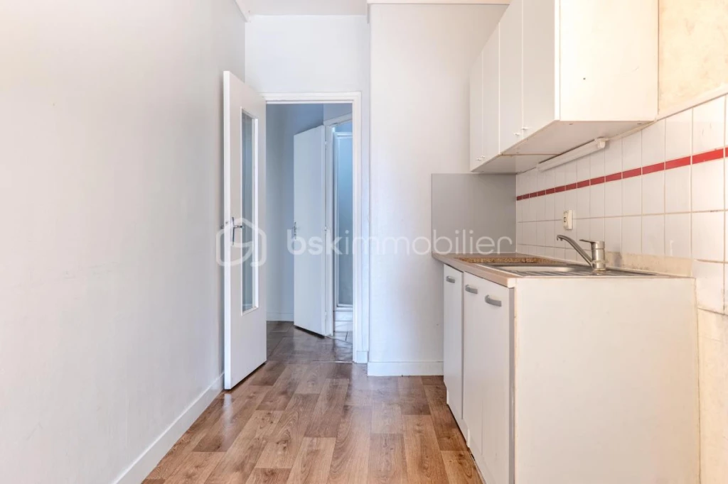 9CEVhqECKjHI2MPvfk8xV9i3anmLMmULtage8XHj.jpg