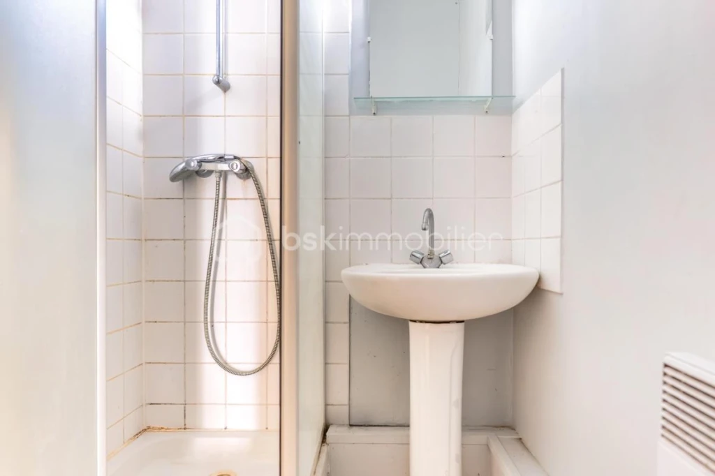 DqoRGiPqqXE8VfVSX77aNymfOsq3Qoisb5SToDrA.jpg