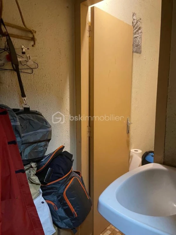 yLNh9hlWMqyKaWWoSYVTEQsJli8Mtuqqw2OUjJzV.jpg