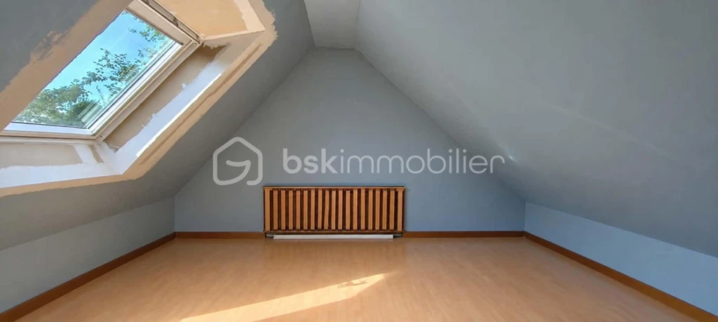 S7vuMsn2ZSxTgKt4EBYQYIYxuWYXgP50RWBLdUcA.jpg