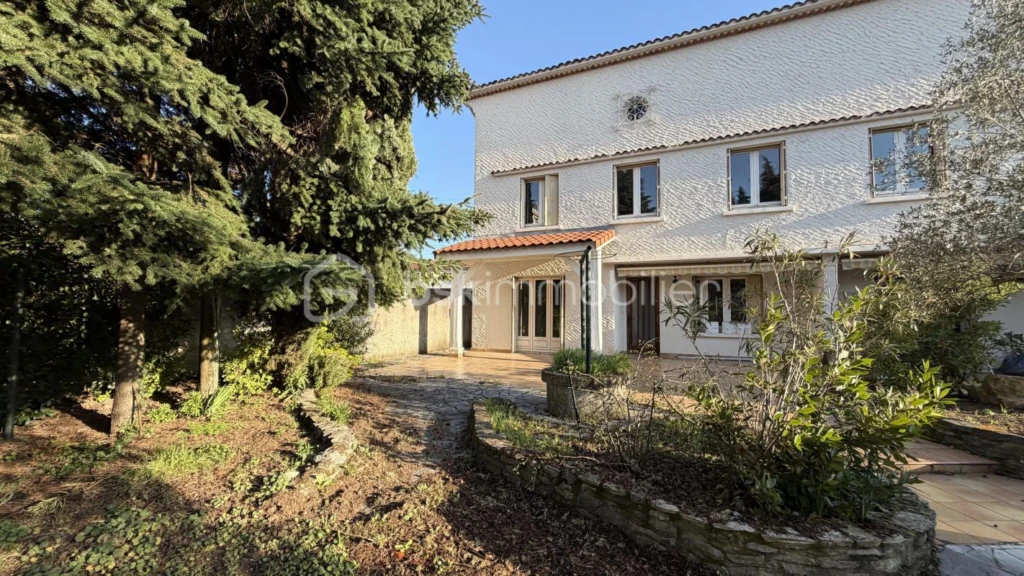 aG848pvo1KQwjiWi2V68omrjVP6BMcWpqhMqUFpK.jpg