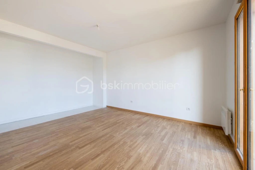 UdsgJ8SPymzTaxaUj3JfCzJlagd9Tbka5lSJ1I8z.jpg