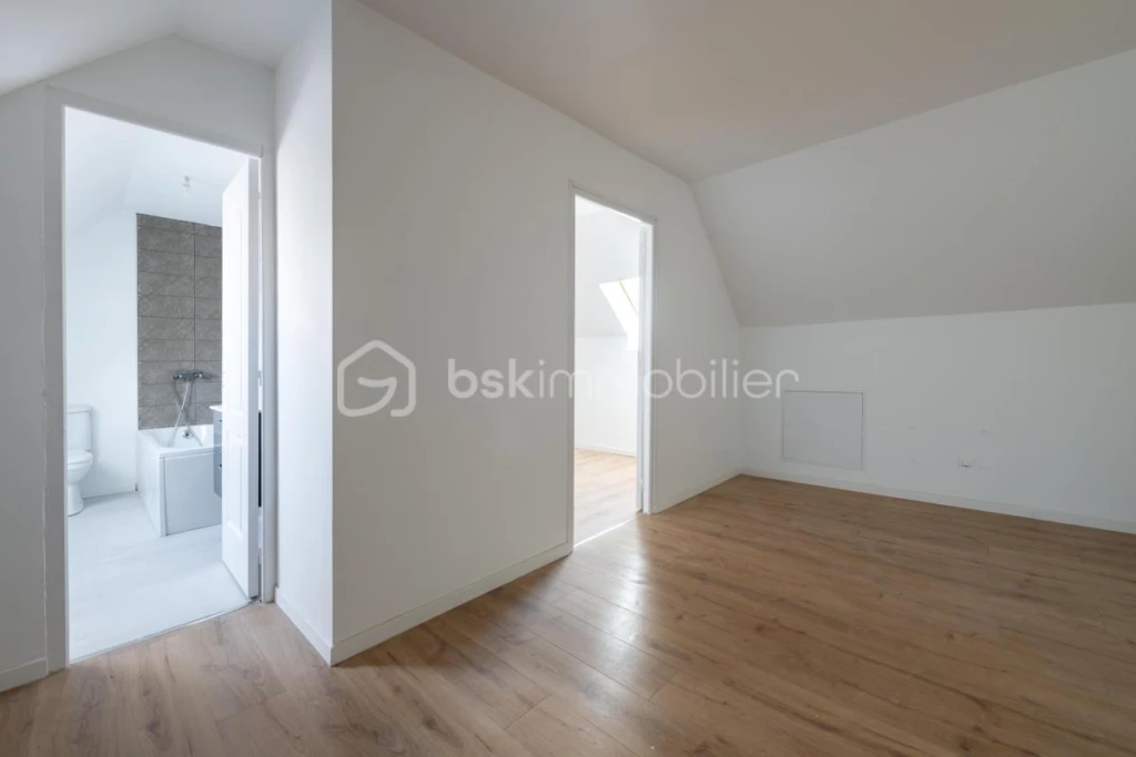 EdA61l8j6h7MUENng38kZhZ2LbYmUacadl2pGw56.jpg