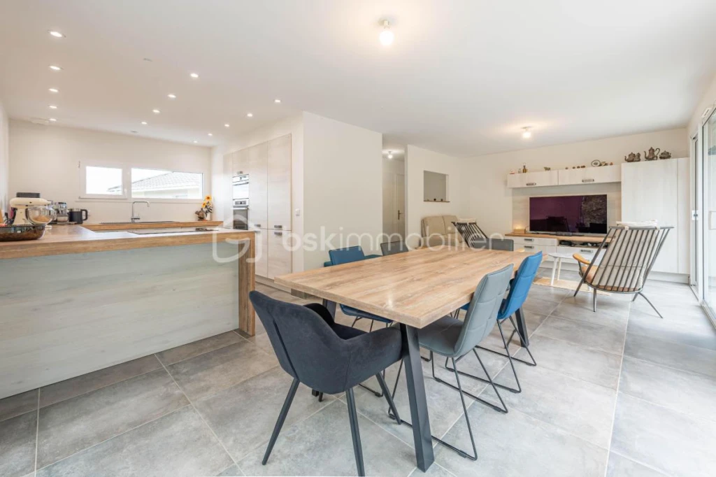 8NfOCuVpJjVsqWGTOKQ5U5B4tVVDTl9l62tYJLwN.jpg