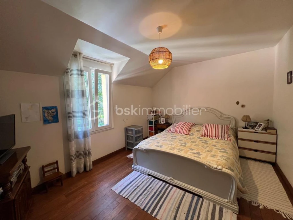 D4cGgbYQz851jcTdaVRkdTsZsfiyhYZI8O9ZU03J.jpg