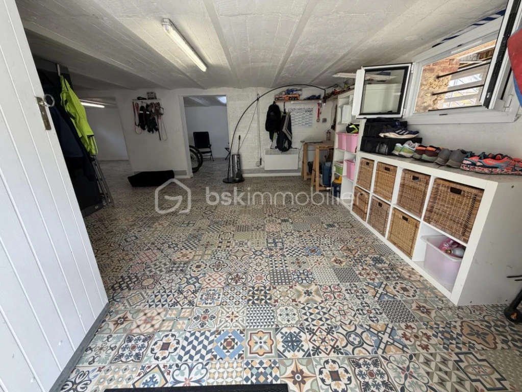 oGZbalCI1MmOMD6ilK5hcx4ZGB4j99JBYyN9ck4O.jpg