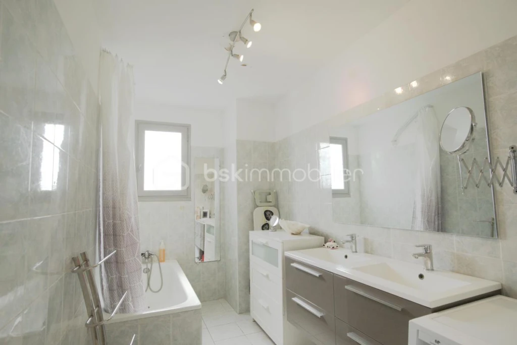 gjyMK3RDJe1YXV3zeJXQWbK50Pc94SXejMKUZS69.jpg