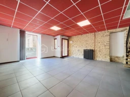 JYaUiTE3nfcg4bJSz4SVJSlG561Mrg8sANTs6lUt.jpg
