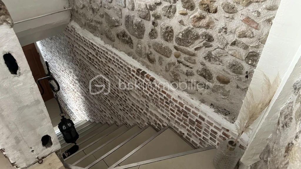 TXBe0JcW05kGnqf8ykm6fw9hjm0gM8qWcNg24hqy.jpg