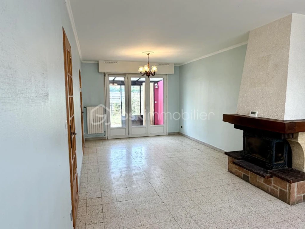 qnnY5cx2AgcsImLRalSi8Qm50KEvkWpx2kevz1HM.jpg